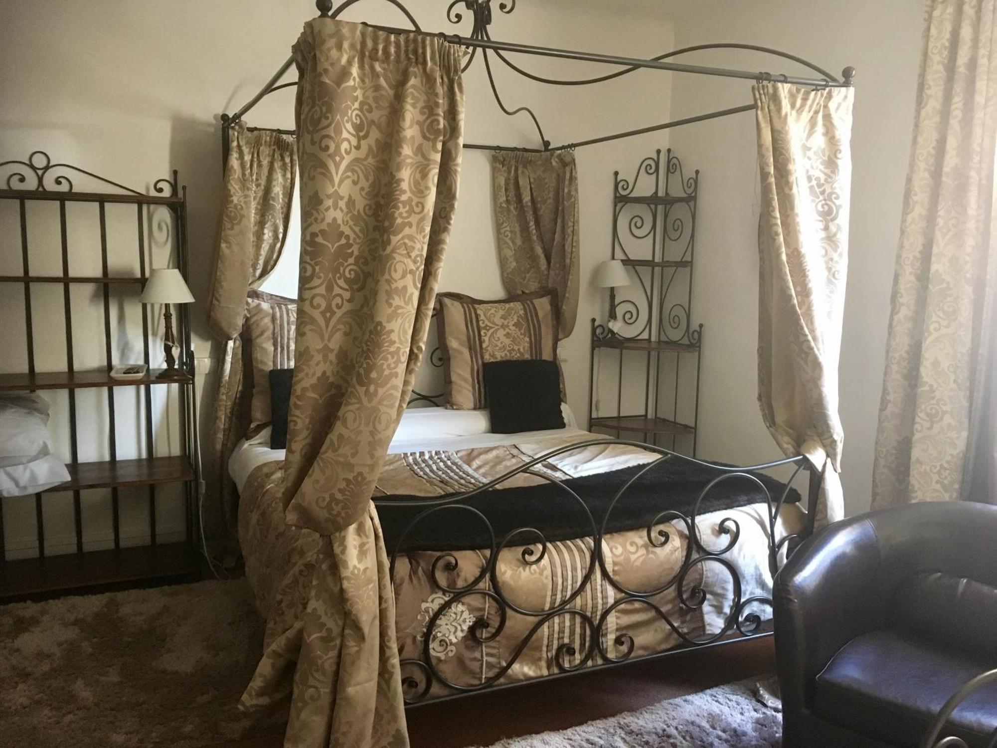 Hotel Boutique Saint-Louis Lisieux Dış mekan fotoğraf