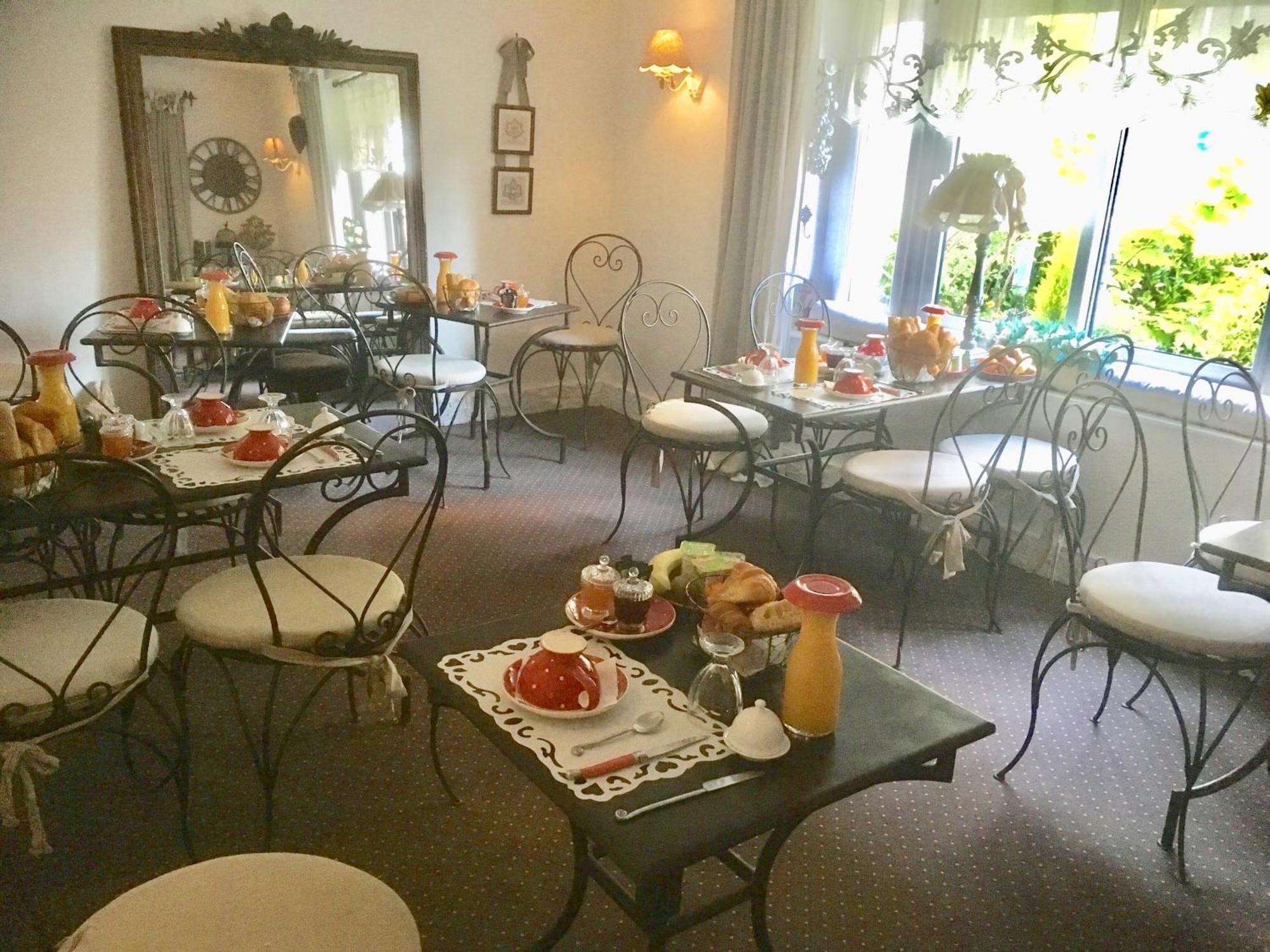 Hotel Boutique Saint-Louis Lisieux Dış mekan fotoğraf