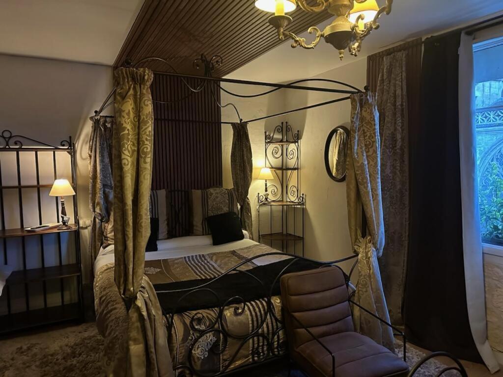 Hotel Boutique Saint-Louis Lisieux Dış mekan fotoğraf